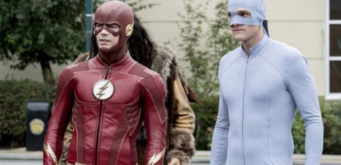 New Promo Video For The Flash : “The Elongated Knight Rises”