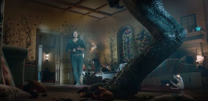 Jurassic World: Fallen Kingdom Gets New Short Trailer